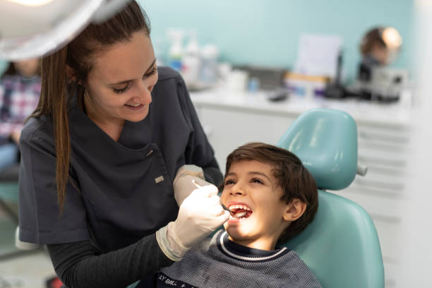 Best Emergency Wisdom Tooth Extraction in Reeds Spring, MO